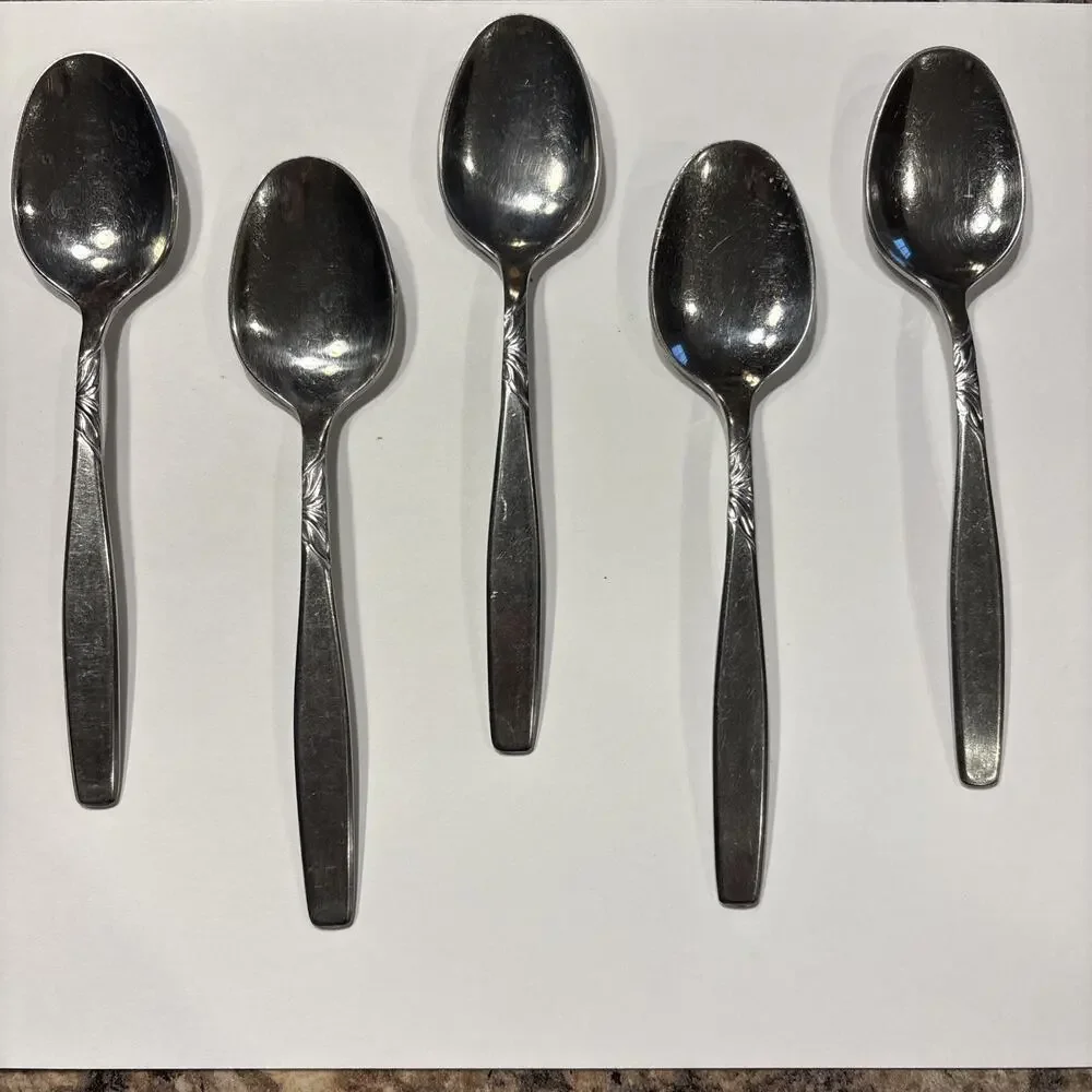 Vintage Supreme Stainless USA Swirl Flatware Lot 19 Forks Spoons Knives Oneida